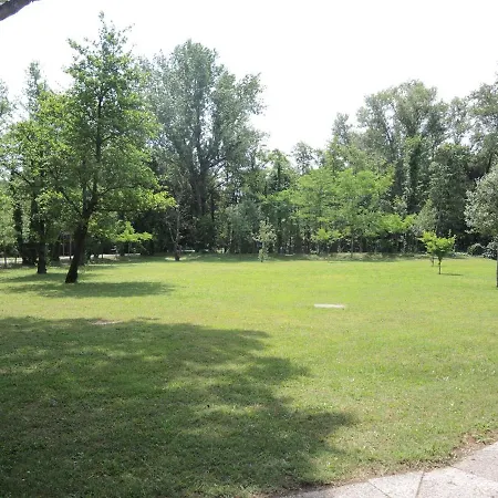 Flat In A Great Location - Beahost